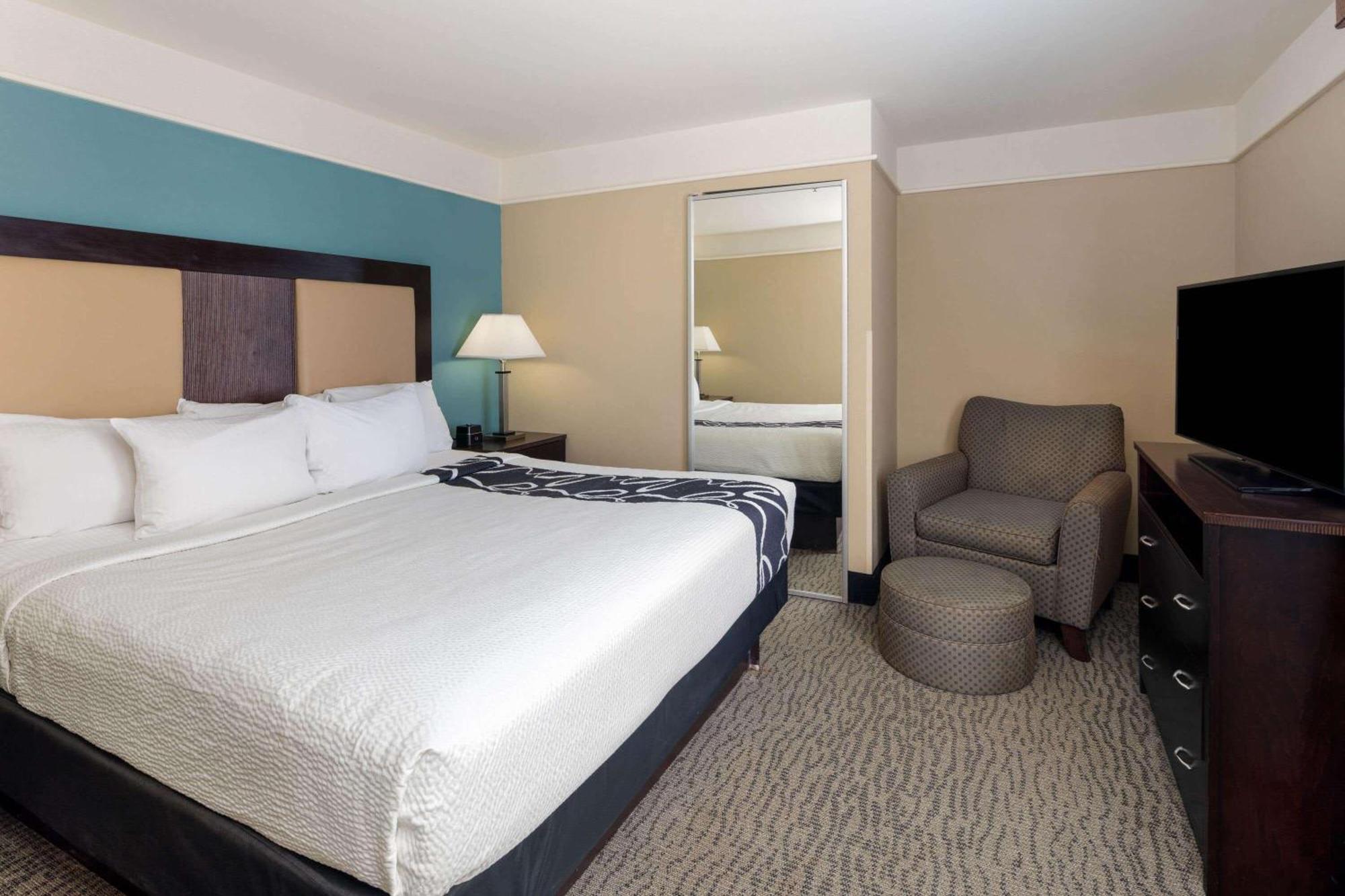 La Quinta By Wyndham Savannah Airport - Pooler Exterior photo