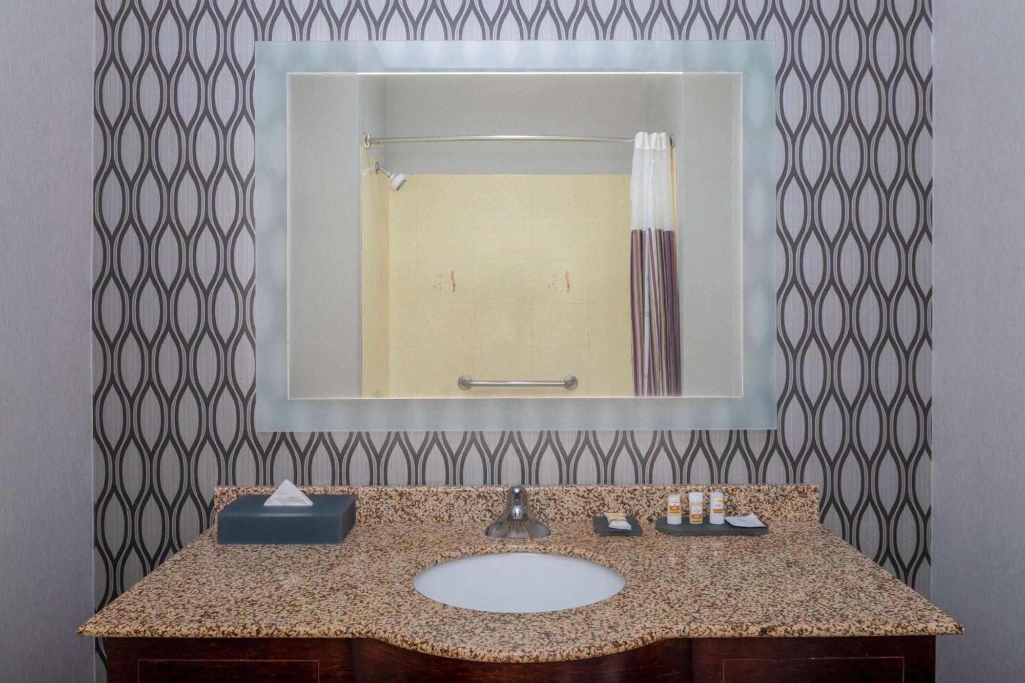 La Quinta By Wyndham Savannah Airport - Pooler Exterior photo